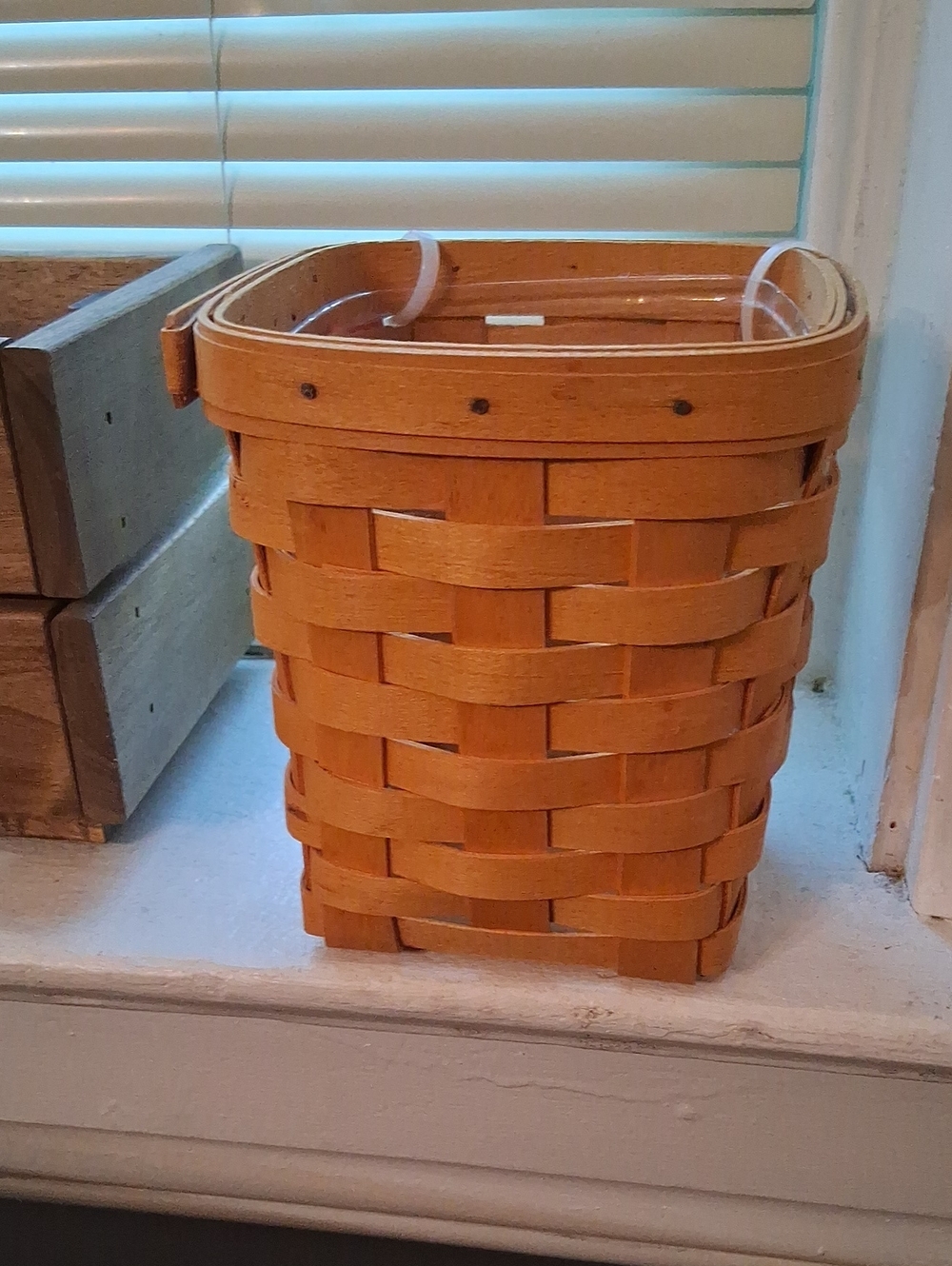 1999 Longaberger Natural Handwoven Storage Basket